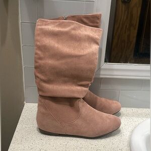 Women's Pink Suede Boots
